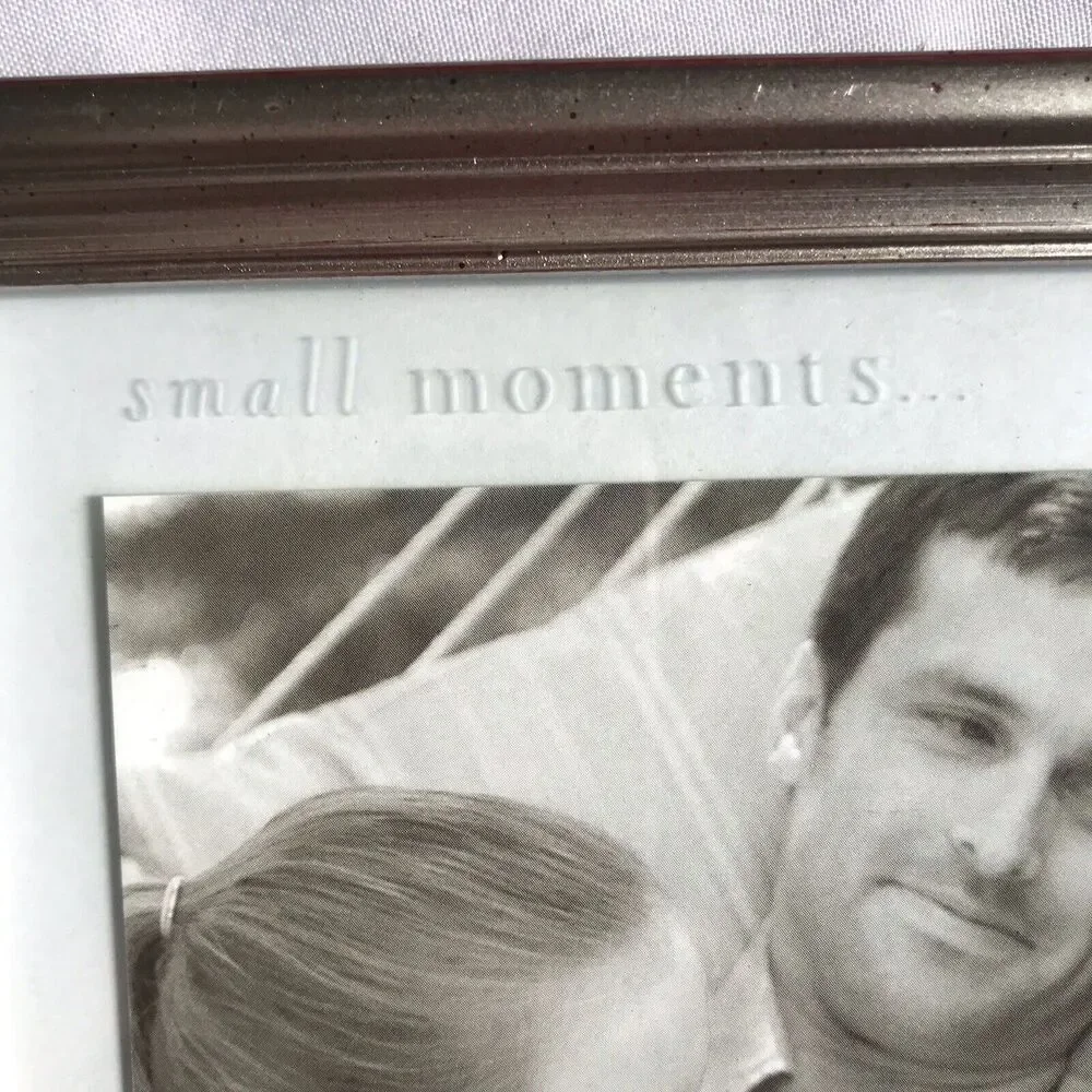 Hallmark The Family Tree Wood w/ Glass Frame Small Moments Big Memories 4x6